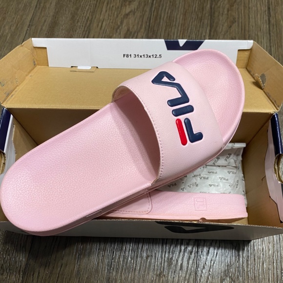 Fila Shoes - women’s Fila slides